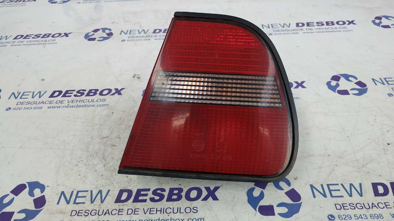 Recambio de PILOTO TRASERO DERECHO para LANCIA DELTA 1.6 referencia OEM IAM 29390202