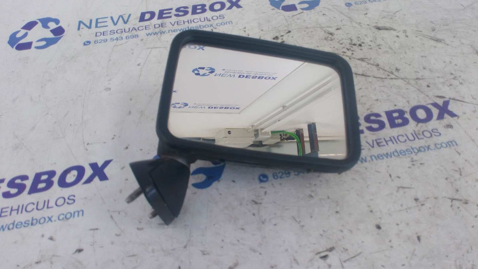 Recambio de RETROVISOR DERECHO para VOLKSWAGEN GOLF I (171/173) referencia OEM IAM 17176