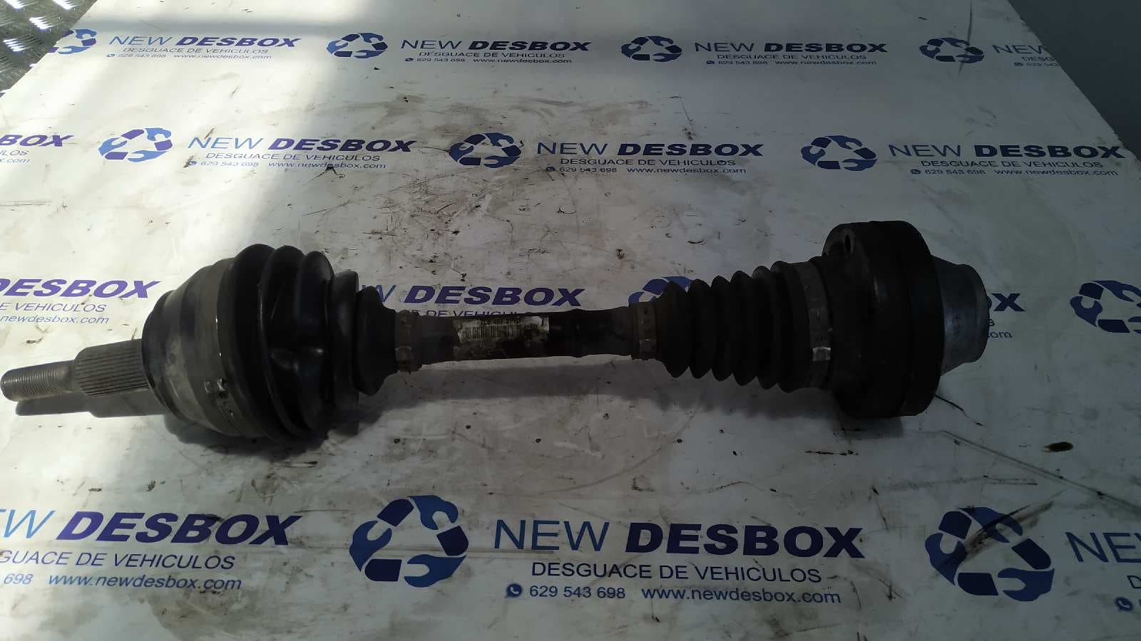 Recambio de TRANSMISION DELANTERA DERECHA para VOLKSWAGEN TOUAREG (7LA) BAC referencia OEM IAM 7L6407271D - NEGRO