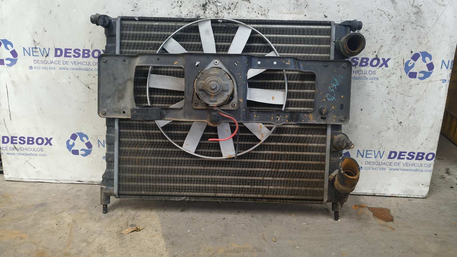 Recambio de RADIADOR AGUA para RENAULT CLIO I PHASE III 1.8 Initiale Paris F2N referencia OEM IAM - BLANCO