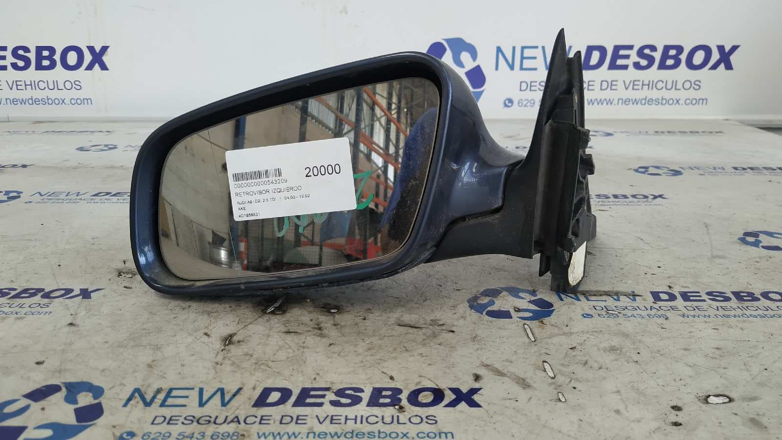 Recambio de RETROVISOR IZQUIERDO para AUDI A8 (D2) 2.5 TDI AKE referencia OEM IAM 4D1858531 - AZUL