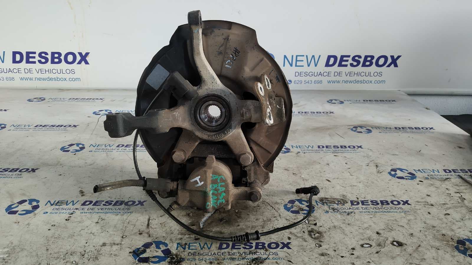 Recambio de MANGUETA DELANTERA IZQUIERDA para MERCEDES-BENZ CLASE A (W168) 166940 referencia OEM IAM - BLANCO