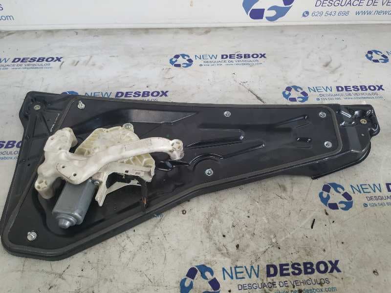 Recambio de ELEVALUNAS TRASERO IZQUIERDO para LAND ROVER RANGE ROVER SPORT 276DT referencia OEM IAM CVR000060 - NEGRO