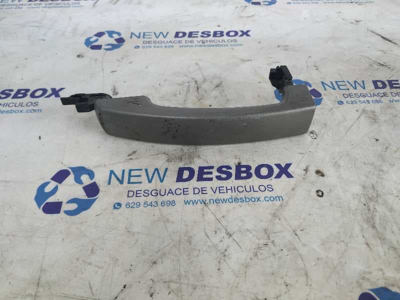 Recambio de MANETA TRASERA DERECHA para LAND ROVER RANGE ROVER SPORT 276DT referencia OEM IAM LR020928 - NEGRO