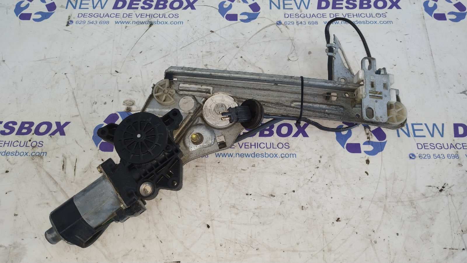 Recambio de ELEVALUNAS TRASERO DERECHO para MERCEDES-BENZ CLASE SLK (W170) ROADSTER 230 Compressor (170.447) M111973 referencia OEM IAM - AZUL