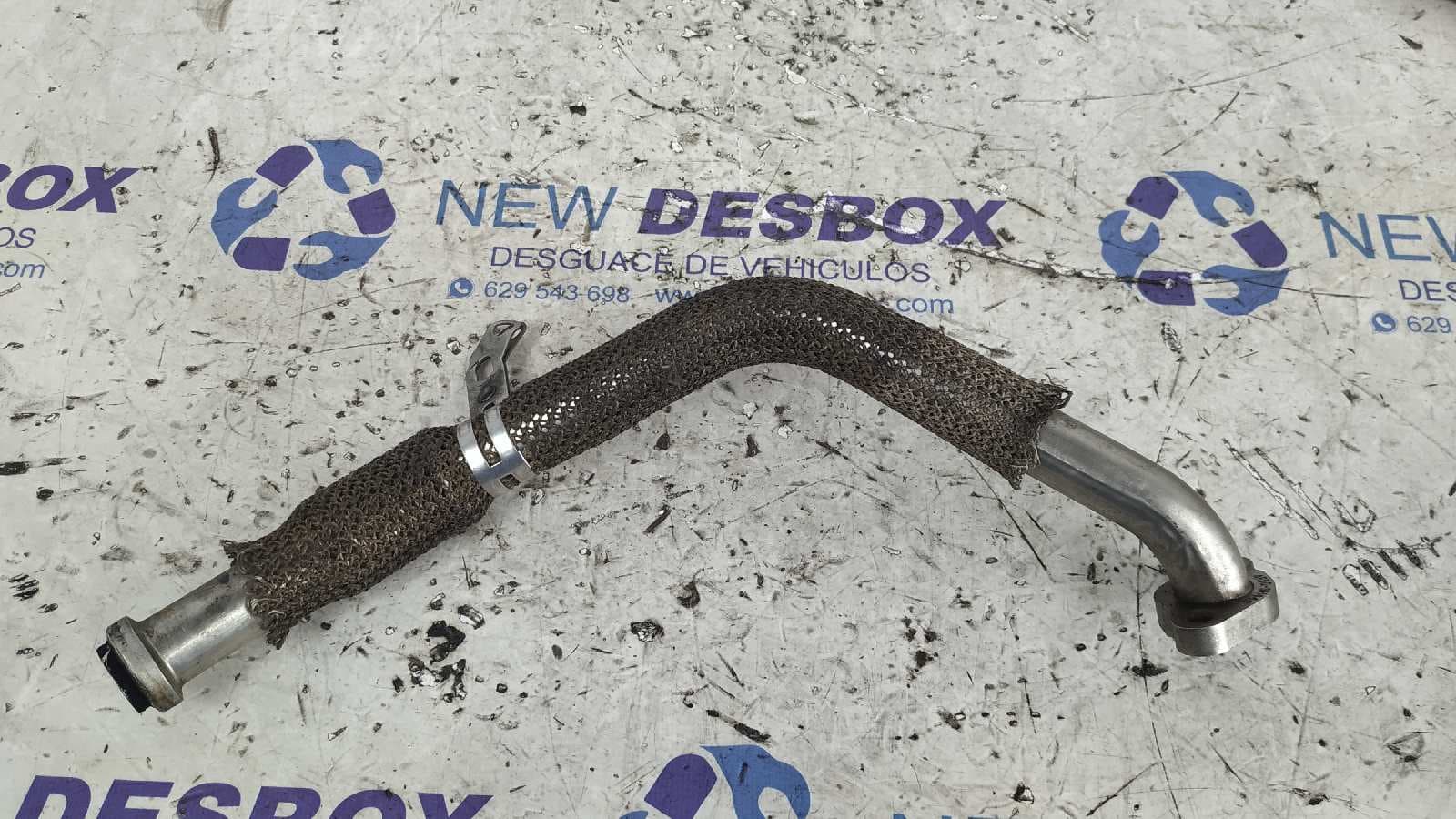 Recambio de TUBO para LAND ROVER RANGE ROVER SPORT 276DT referencia OEM IAM 4R8Q9H449 - NEGRO