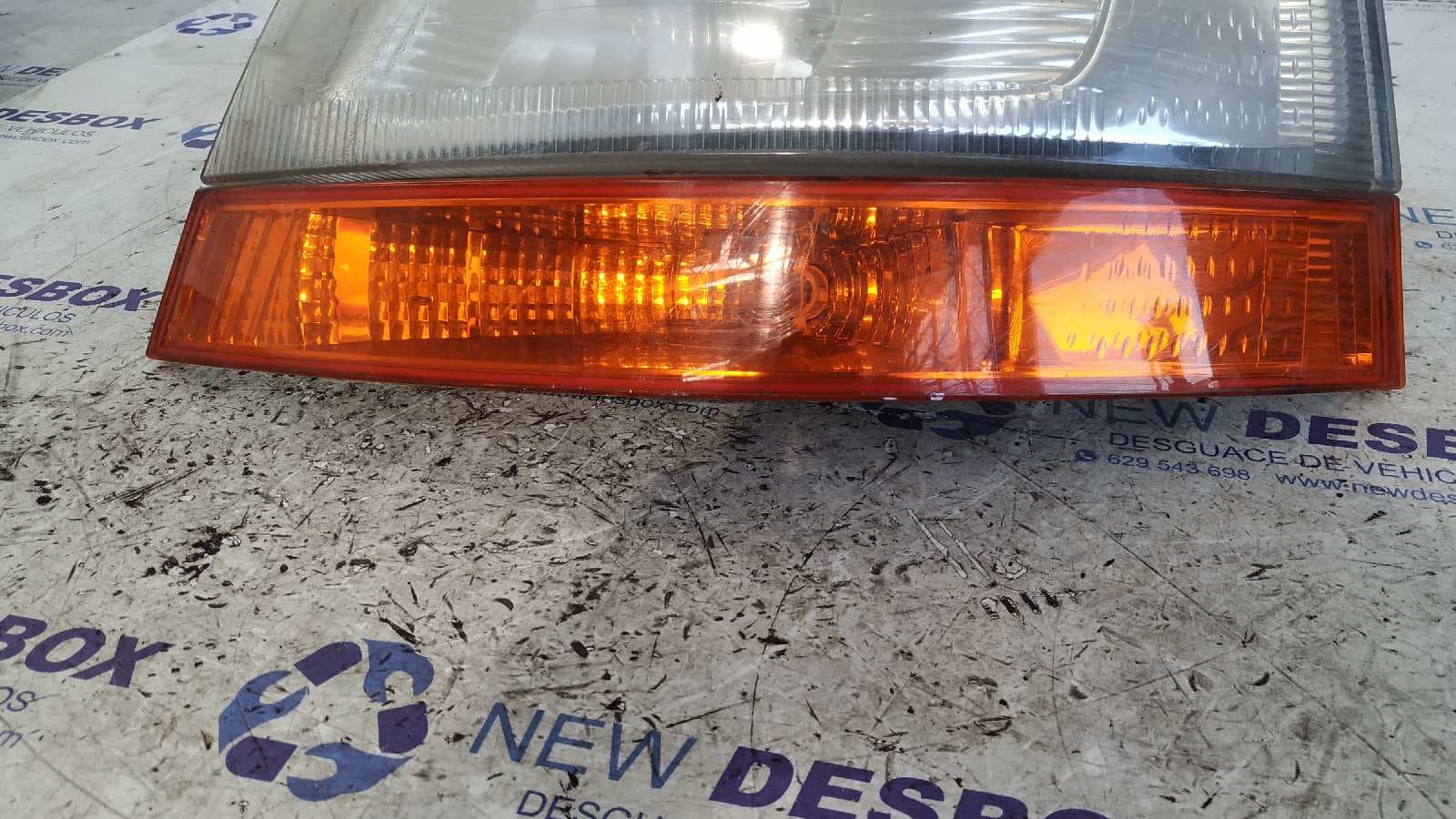 Recambio de PILOTO DELANTERO IZQUIERDO para RENAULT MASTER II PH. 2 DOKA/PR. FGST Chasis Batalla 3578 mm G9U754 referencia OEM IAM 8200163914 - NEGRO