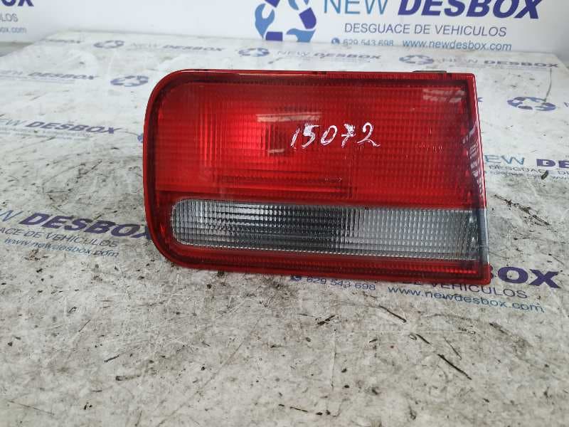 Recambio de PILOTO PORTON IZQUIERDO para HONDA ACCORD BERLINA (CC/CE) 1.8 CAT F2072 referencia OEM IAM KG254F - AZUL