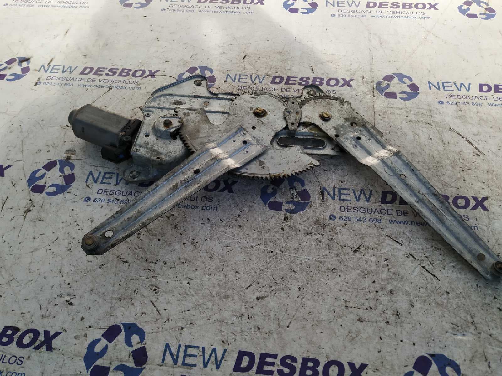 Recambio de ELEVALUNAS DELANTERO IZQUIERDO para RENAULT SAFRANE (B54) 2.0 16V N7Q referencia OEM IAM 400153A - VERDE