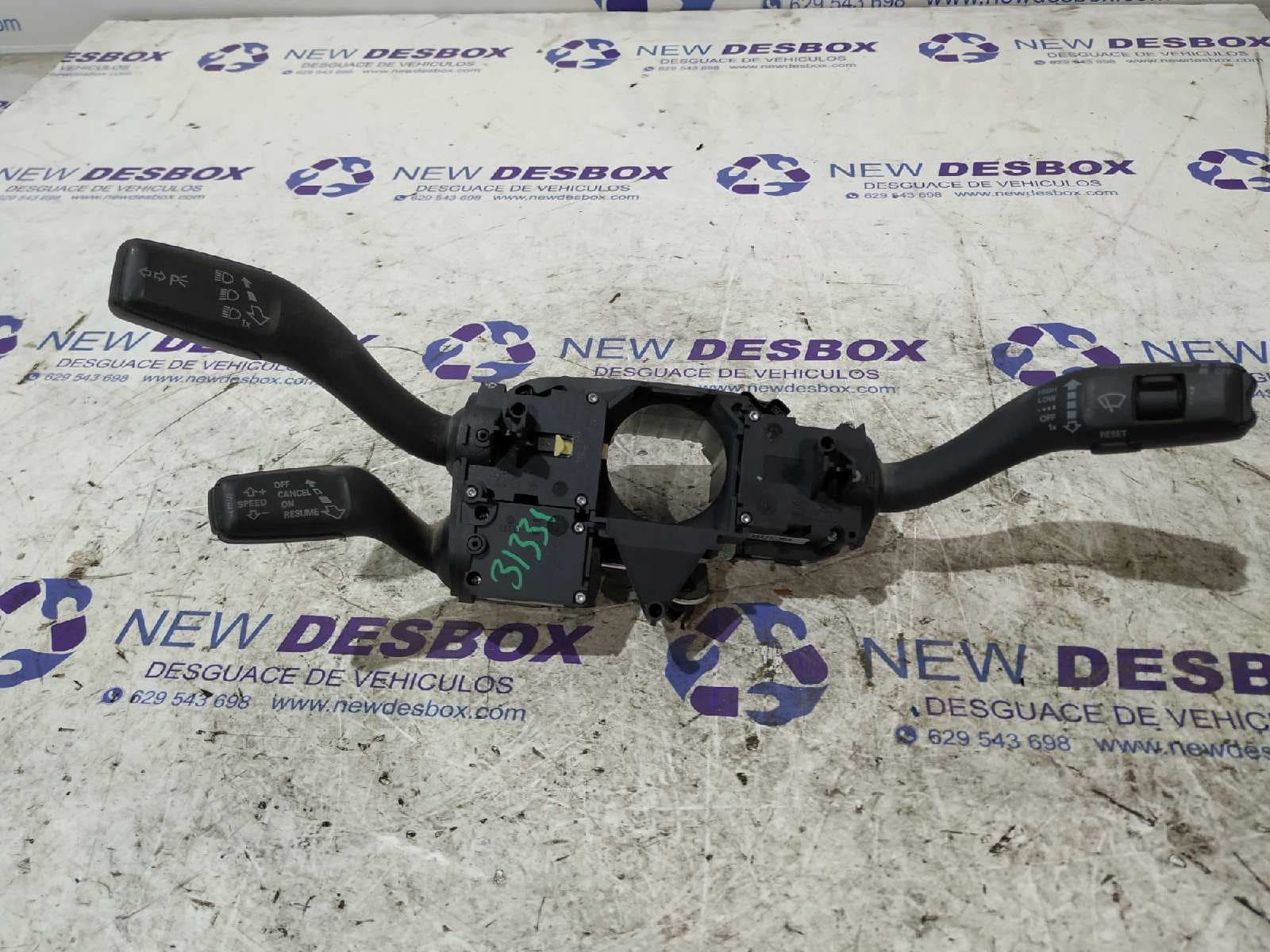 Recambio de MANDO MULTIFUNCION para SEAT EXEO ST (3R5)(2009>) CAGA referencia OEM IAM 8E0953549Q - NEGRO