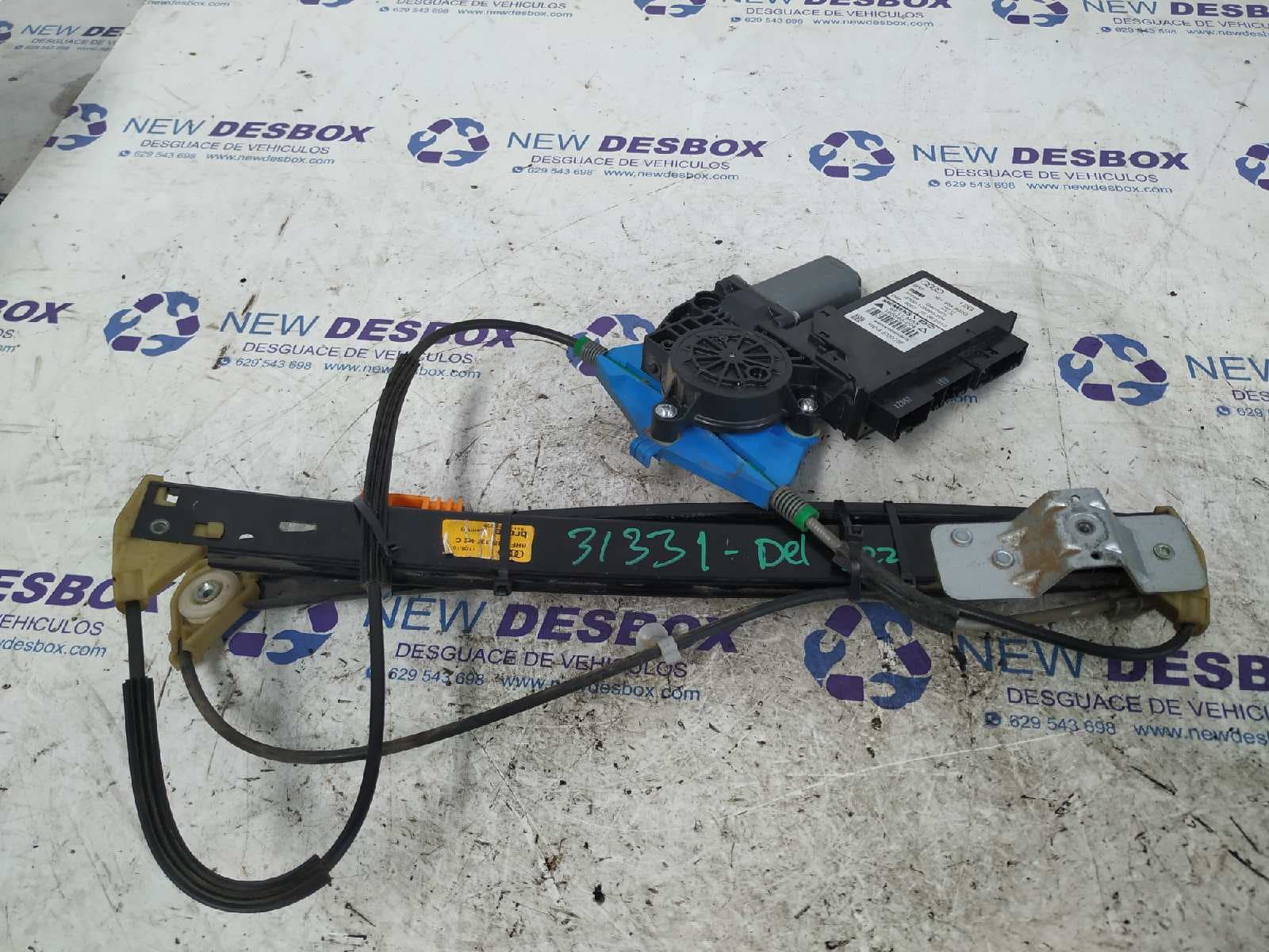 Recambio de ELEVALUNAS DELANTERO DERECHO para SEAT EXEO ST (3R5)(2009>) CAGA referencia OEM IAM 8E1959802G - NEGRO