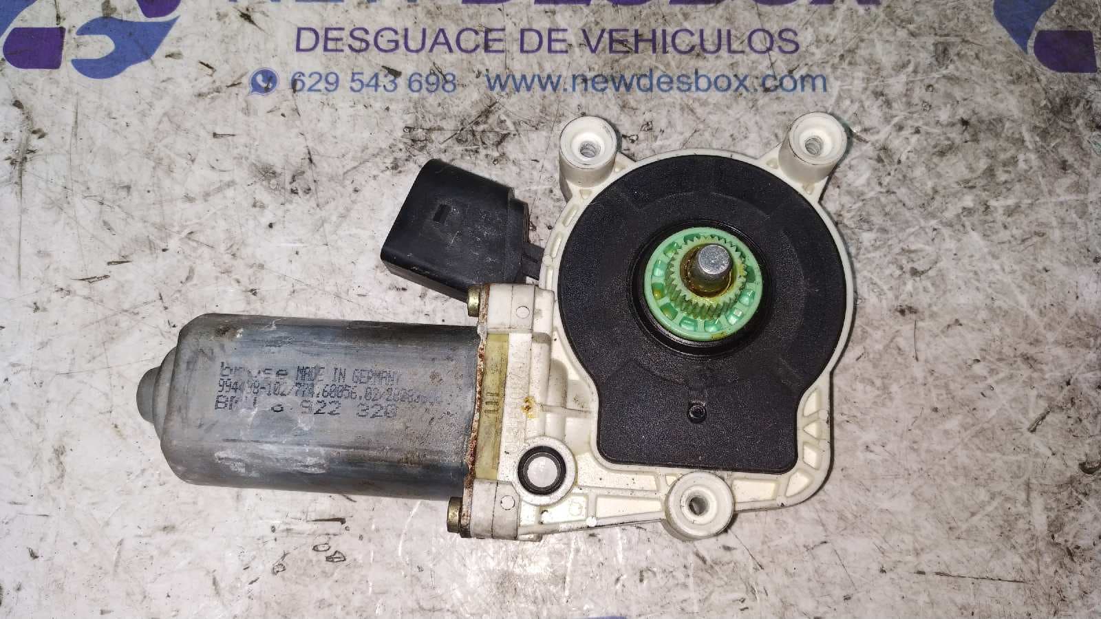 Recambio de MOTOR ELEVALUNAS TRASERO DERECHO para BMW SERIE 5 BERLINA (E60) referencia OEM IAM 6922320