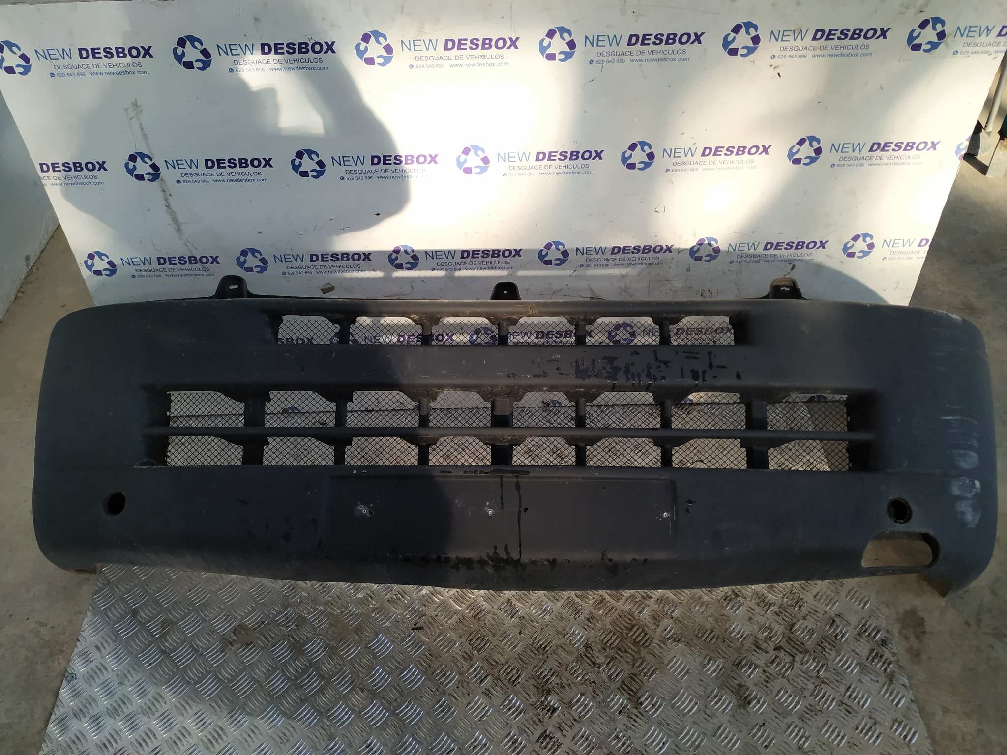 Recambio de PARAGOLPES DELANTERO para PEUGEOT BOXER CAJA ABIERTA (RS2850)(230)(->'02) 2.5 Diesel T9A referencia OEM IAM - BLANCO