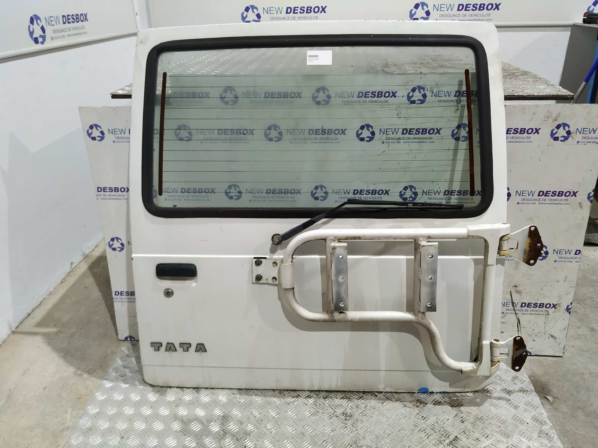 Recambio de PORTON TRASERO para TATA SUMO 2.0 referencia OEM IAM