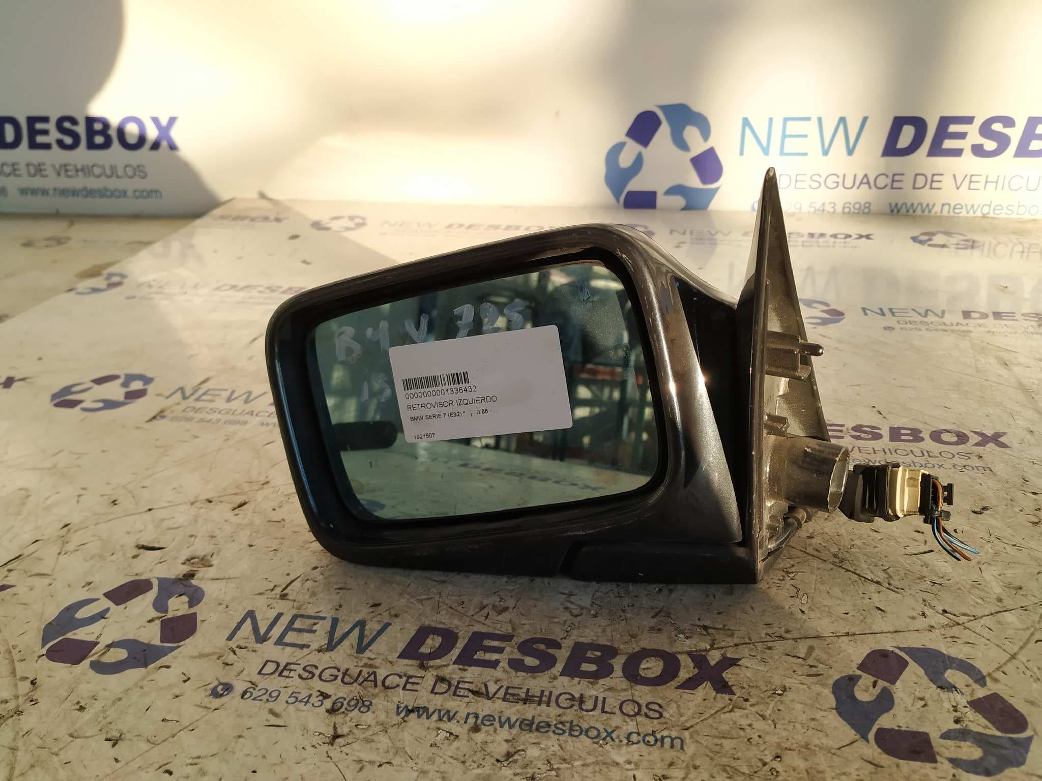 Recambio de RETROVISOR IZQUIERDO para BMW SERIE 7 (E32) referencia OEM IAM 1921507