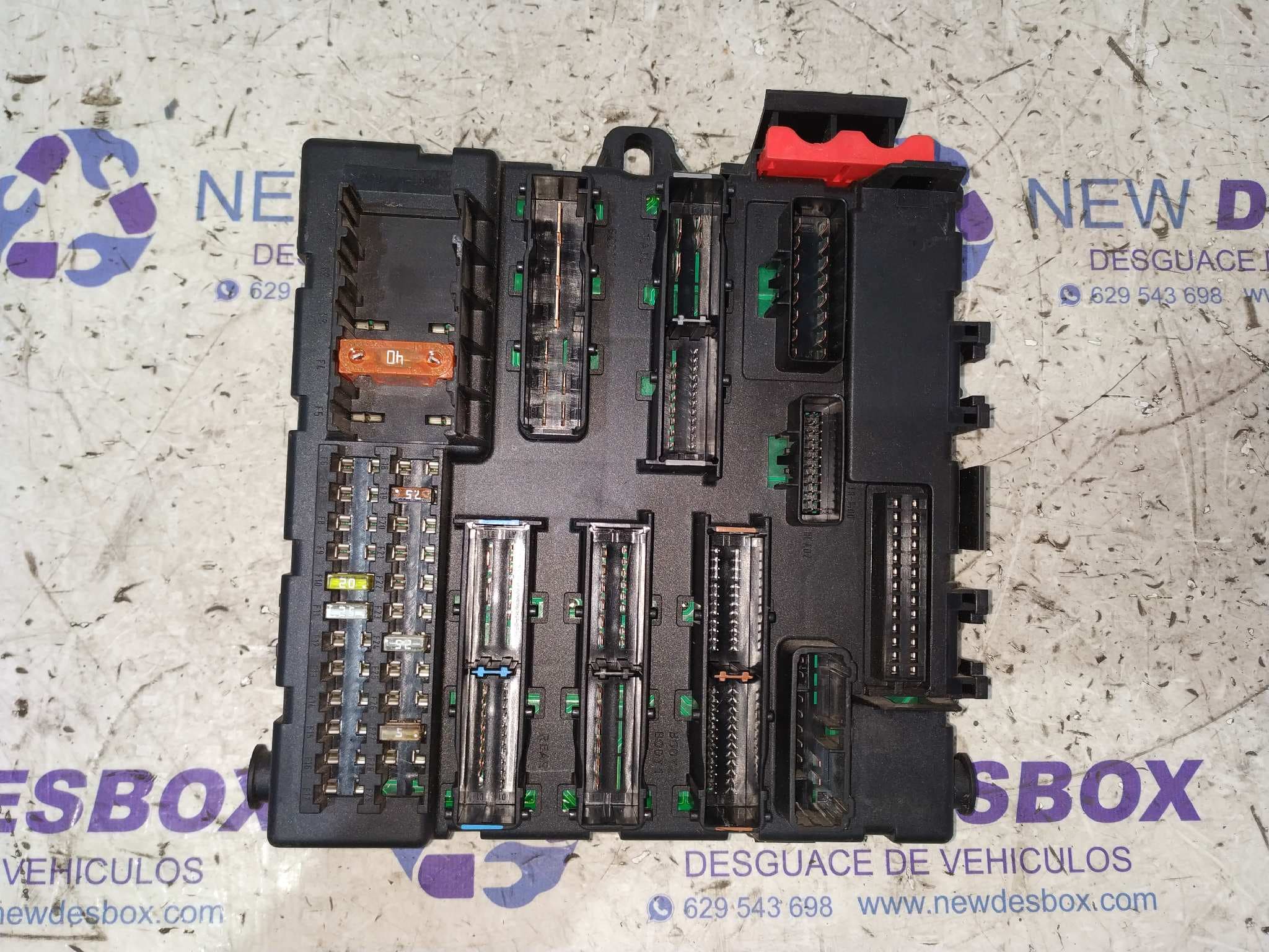 Recambio de CAJA RELES / FUSIBLES para OPEL VECTRA C BERLINA 2.2 16V DTI CAT (Y 22 DTR / L50) Y22DTR referencia OEM IAM 13125485 - ORO
