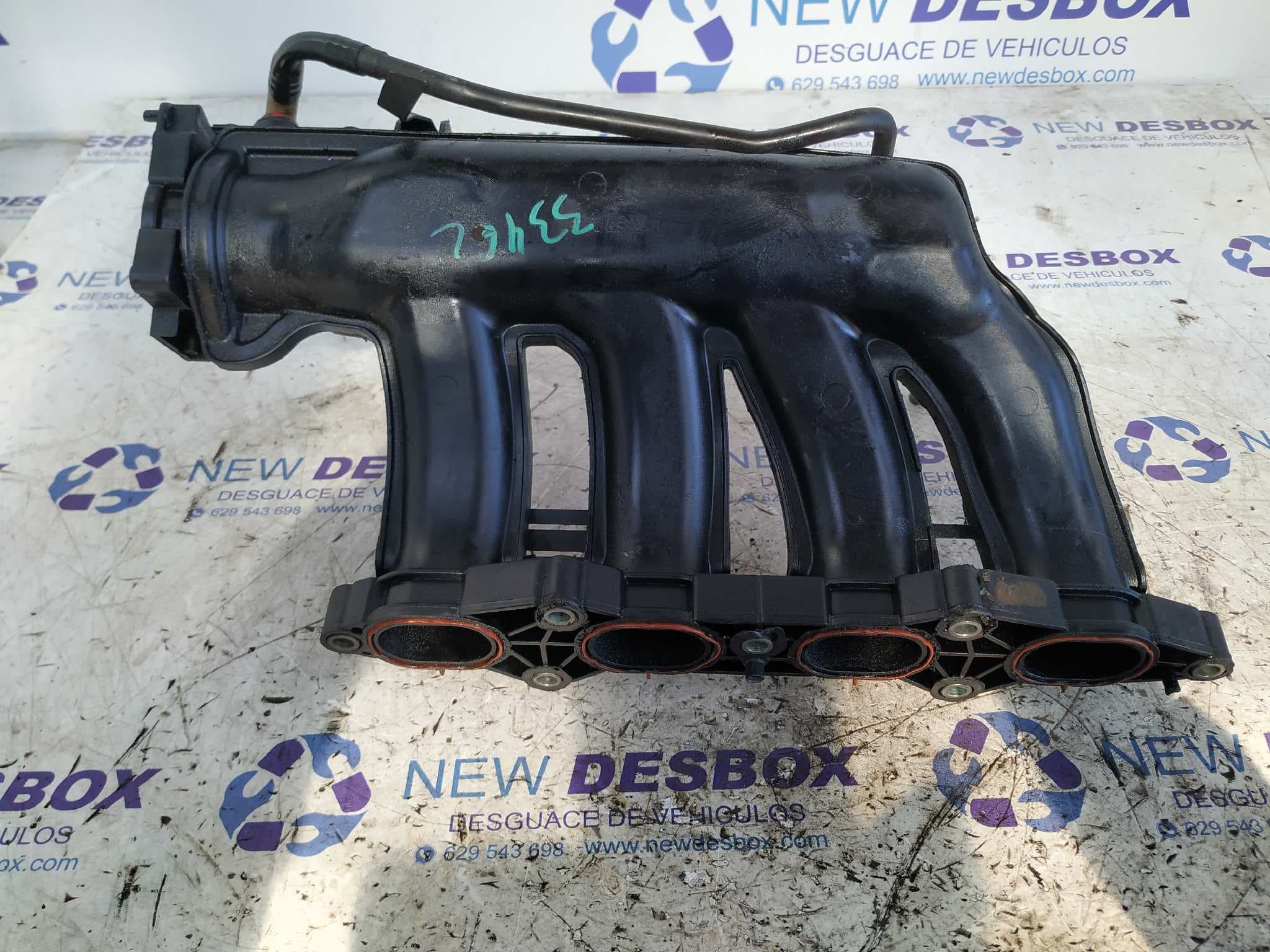 Recambio de COLECTOR ADMISION para MERCEDES-BENZ CLASE C (W203) SPORTCOUPE M271946 referencia OEM IAM A2711401101 - GRIS