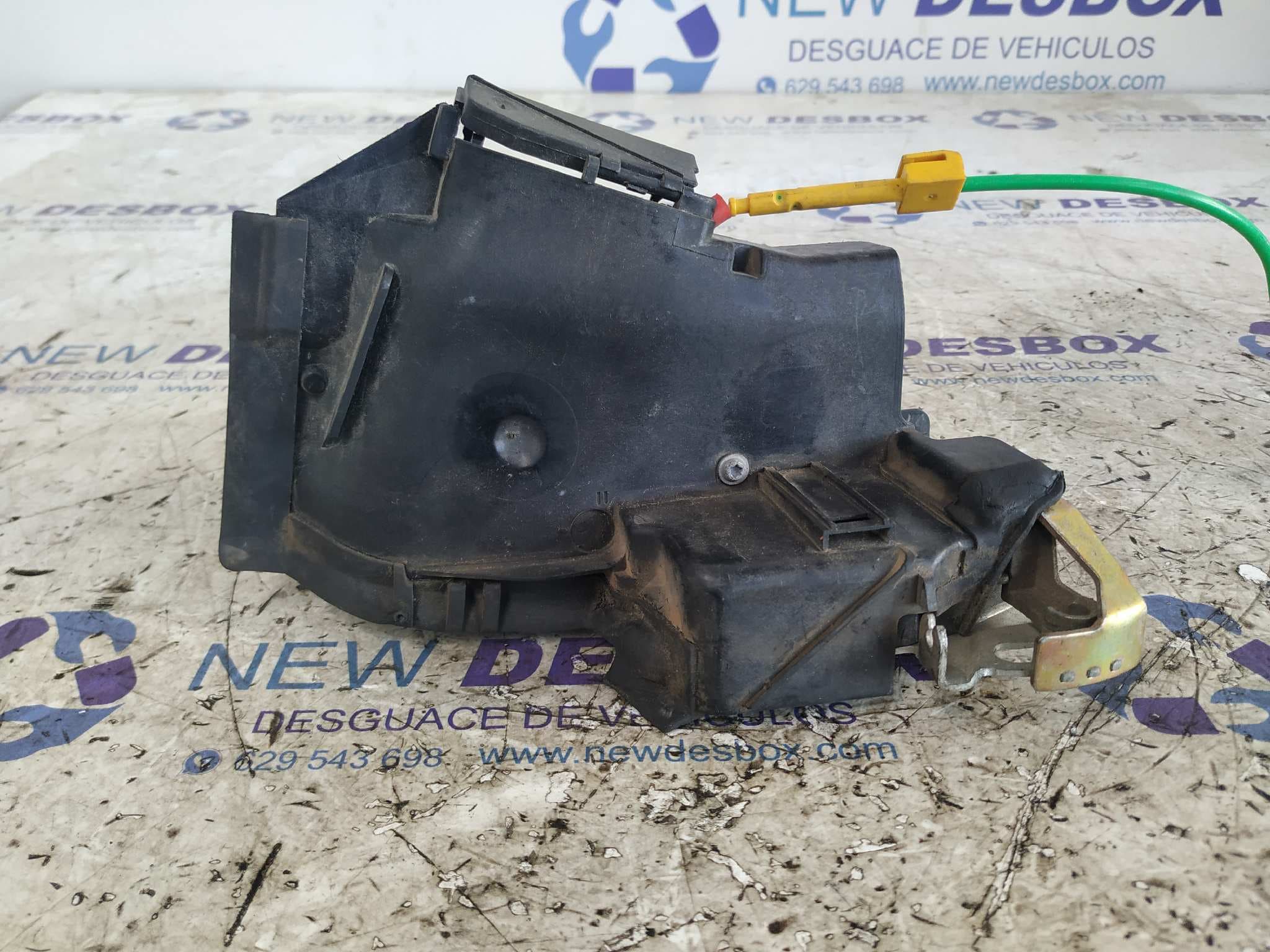 Recambio de CERRADURA PUERTA TRASERA DERECHA para BMW SERIE 5 BERLINA (E39) referencia OEM IAM 67118352165