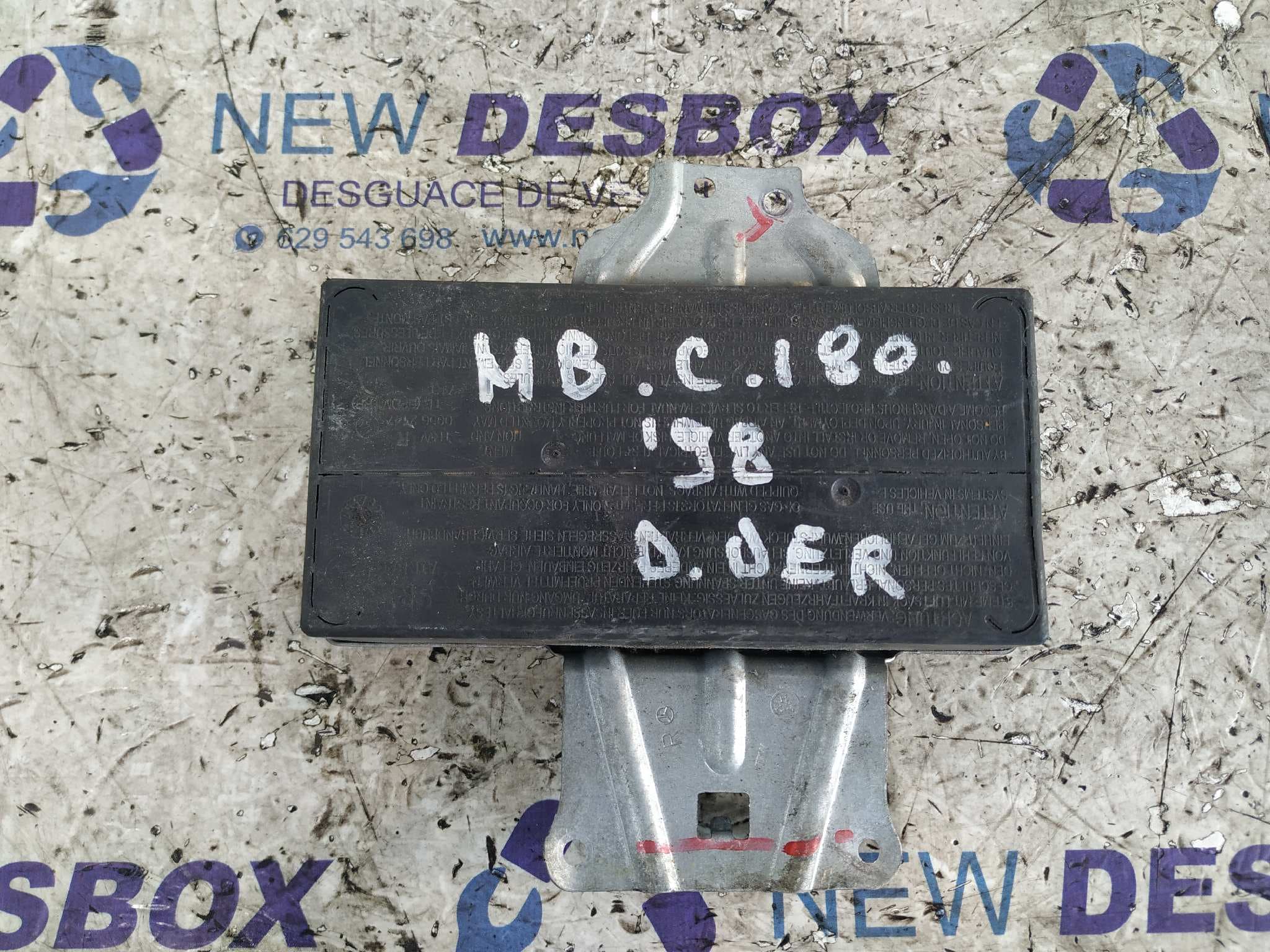 Recambio de AIRBAG LATERAL DELANTERO DERECHO para MERCEDES CLASE C (W202) M111920 referencia OEM IAM A1708600405