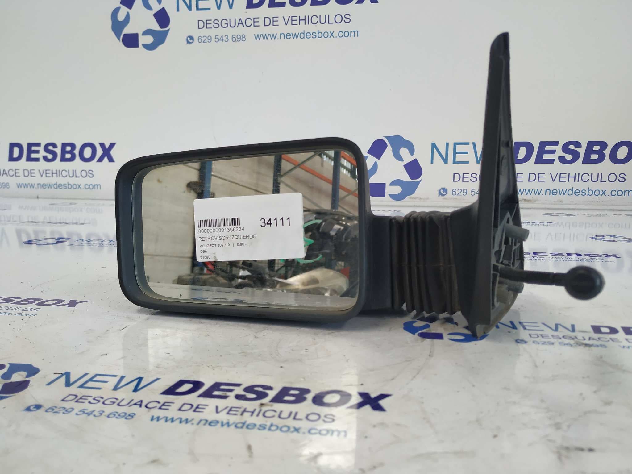 Recambio de RETROVISOR IZQUIERDO para PEUGEOT 309 1.9 D9A referencia OEM IAM 014100 - BLANCO