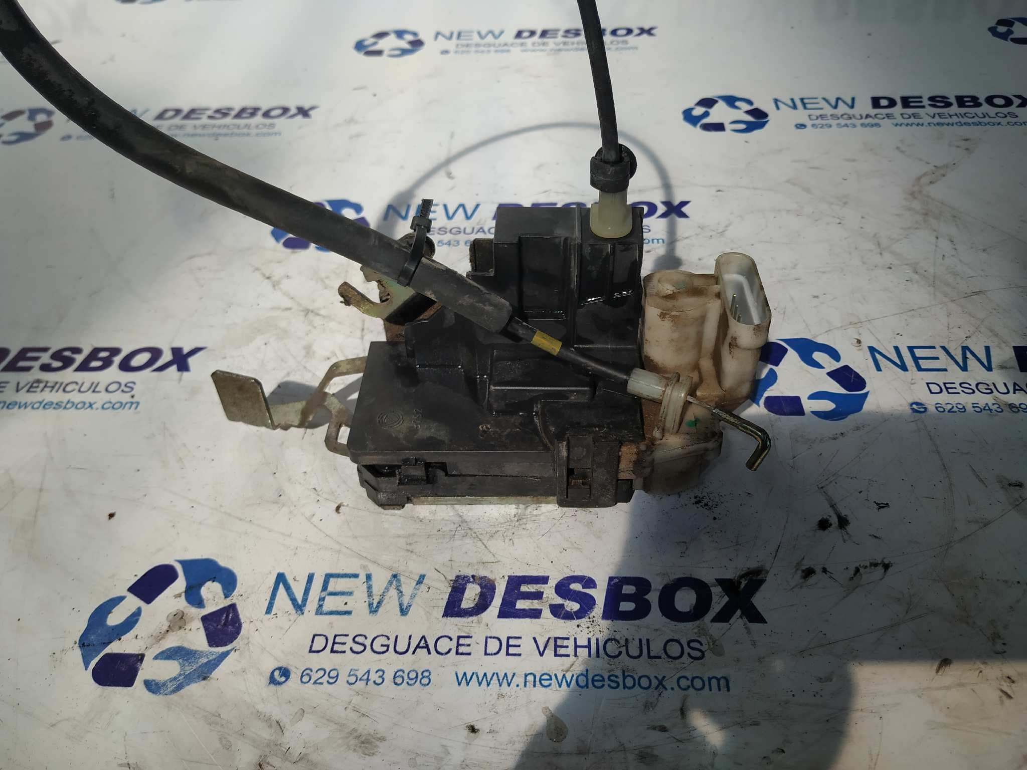 Recambio de CERRADURA PUERTA DELANTERA DERECHA para PEUGEOT BOXER CAJA CERRADA (RS2850)(290/330)('02->) 2.0 HDI CAT RHV referencia OEM IAM - BLANCO