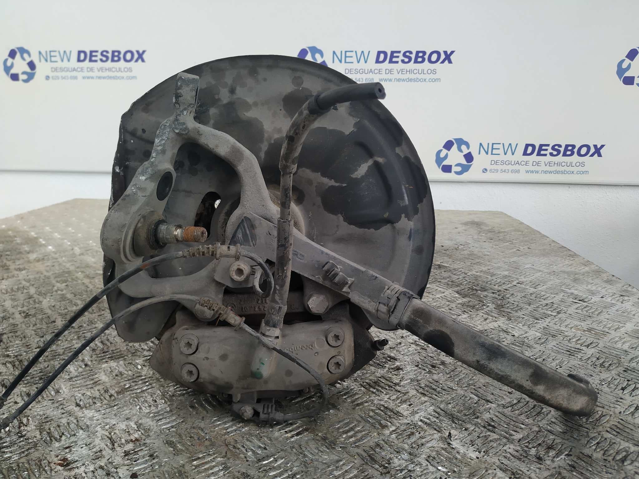 Recambio de MANGUETA DELANTERA DERECHA para MERCEDES-BENZ CLASE E (W211) BERLINA 648961 referencia OEM IAM - AZUL
