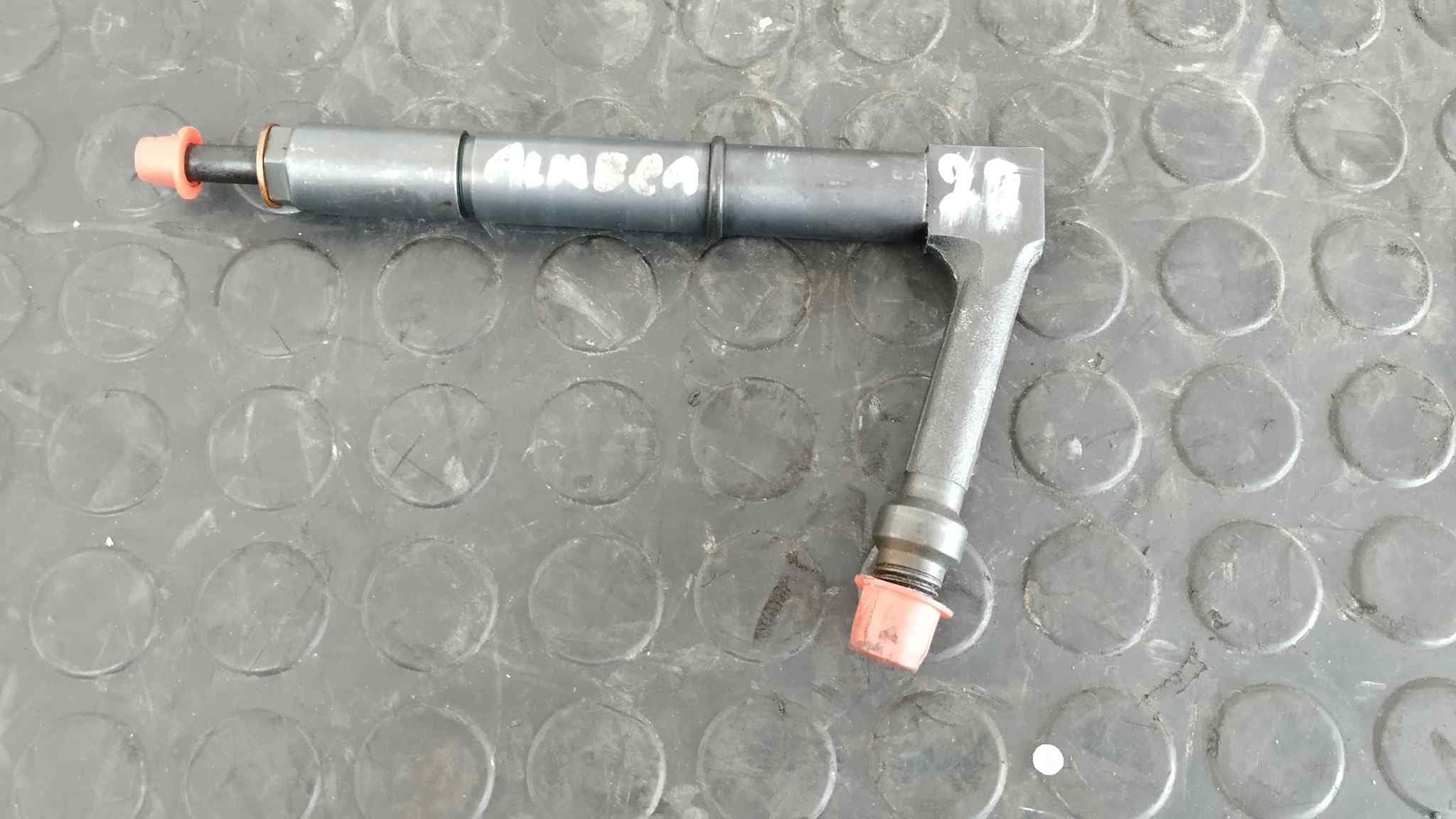 Recambio de INYECTOR para NISSAN ALMERA (N16/E) YD22DDT referencia OEM IAM 1113 484391