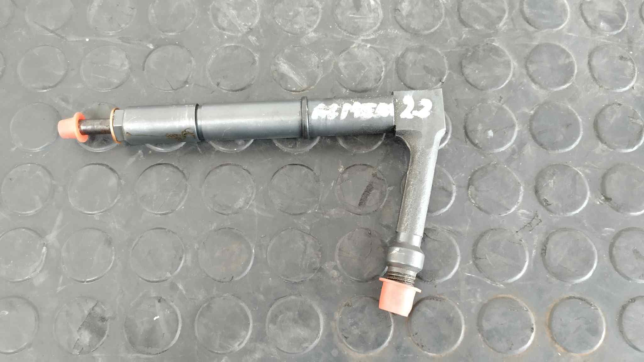 Recambio de INYECTOR para NISSAN ALMERA (N16/E) YD22DDT referencia OEM IAM 1113 484391