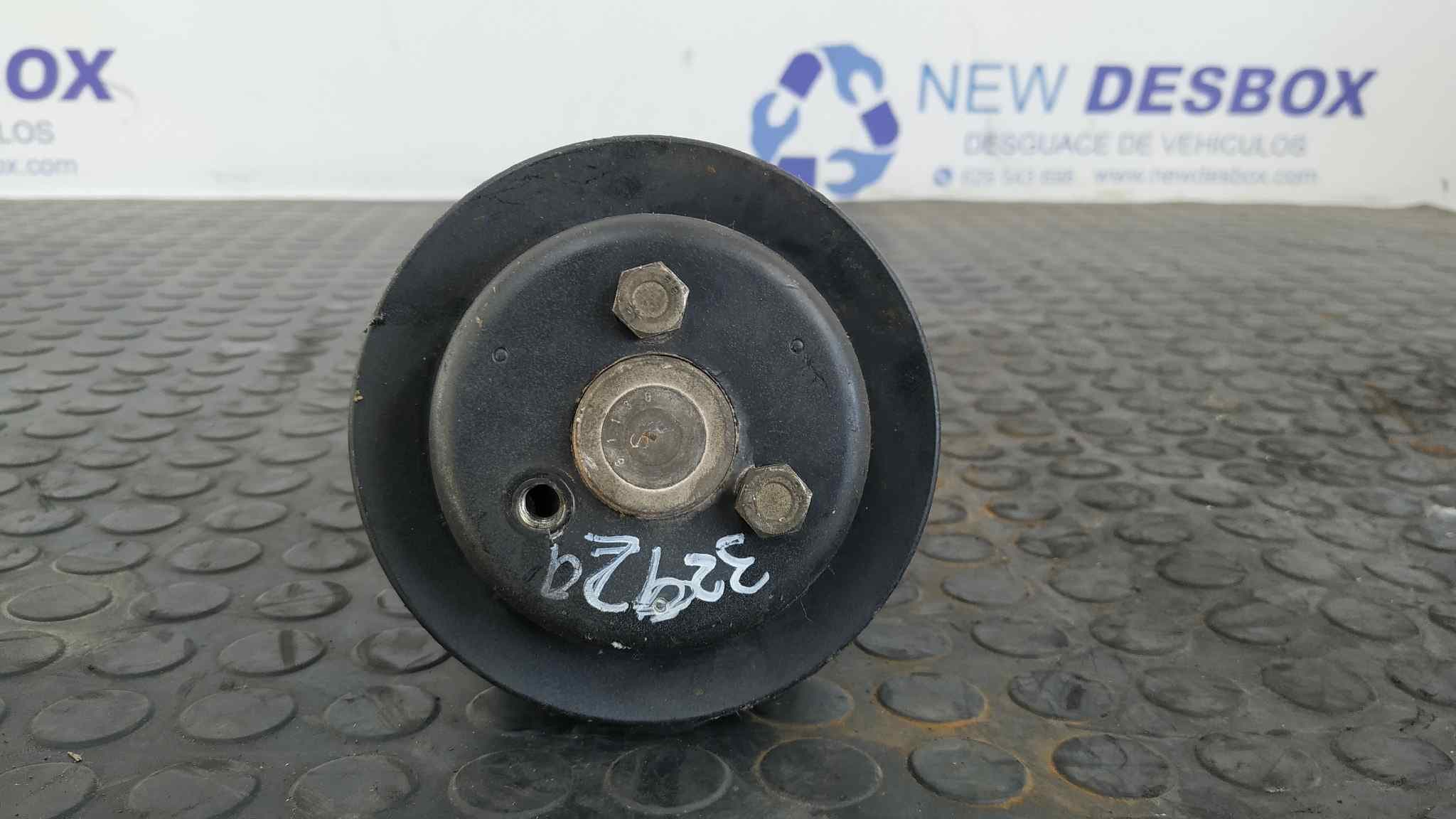 Recambio de BOMBA DIRECCION para NISSAN L-35 095 B4.40 referencia OEM IAM 7681955217 - BLANCO