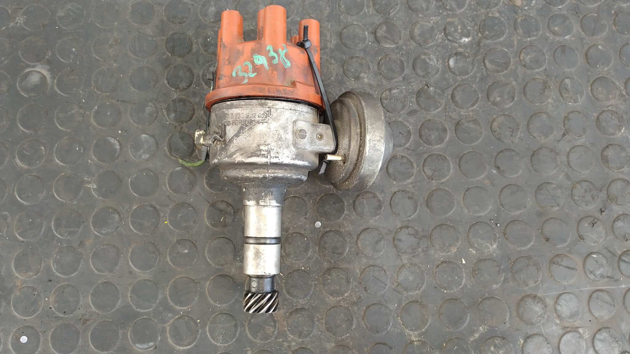 Recambio de DELCO para BMW SERIE 5 (E12) 2.8 M30B28 referencia OEM IAM 0237302019 - NARANJA