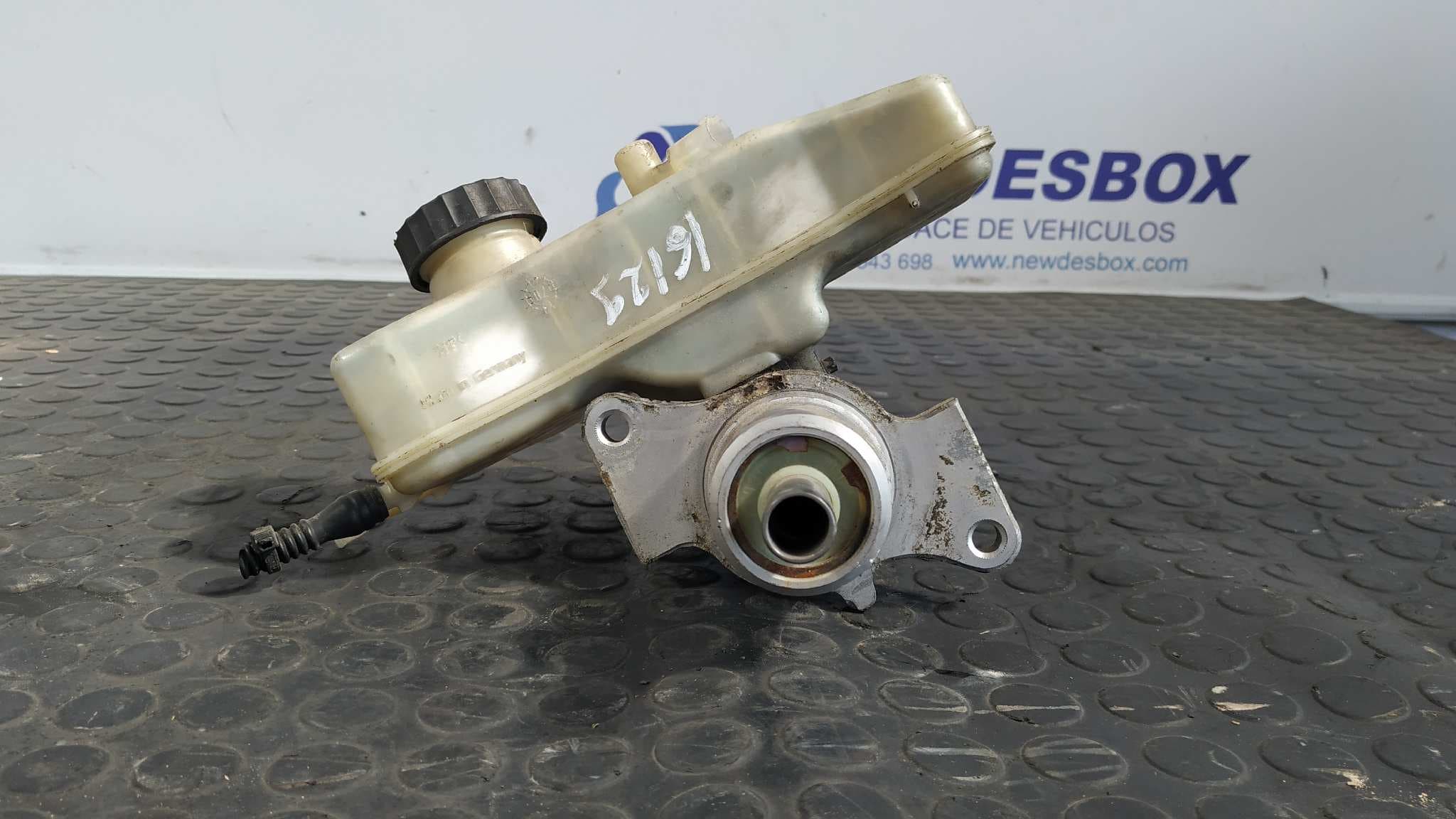 Recambio de BOMBA FRENO para MERCEDES-BENZ SPRINTER (W901,W903) COMBI * 612981 referencia OEM IAM A0024314502 - BLANCO