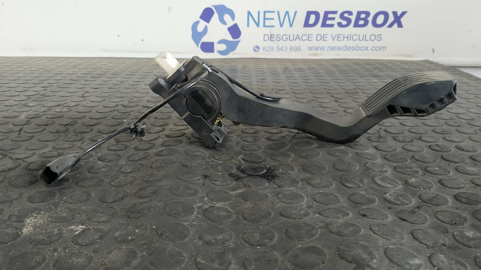 Recambio de POTENCIOMETRO PEDAL para CITROEN C4 BERLINA KFU referencia OEM IAM 9650889180