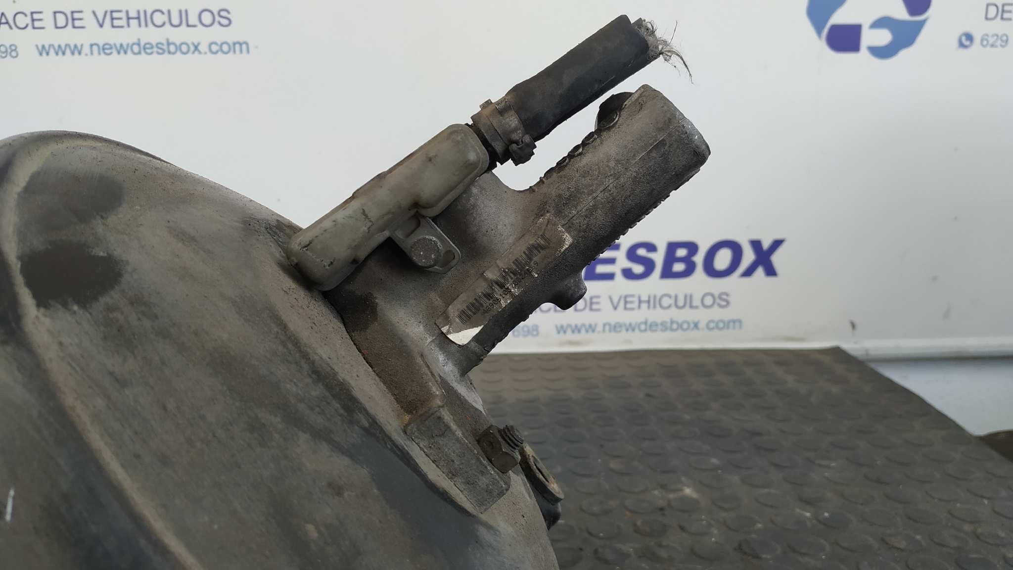 Recambio de BOMBA FRENO para MERCEDES-BENZ VITO CAJA CERRADA 6.03 -> 109 CDI Compacto (639.601) 646983 referencia OEM IAM A0004316901 - BLANCO