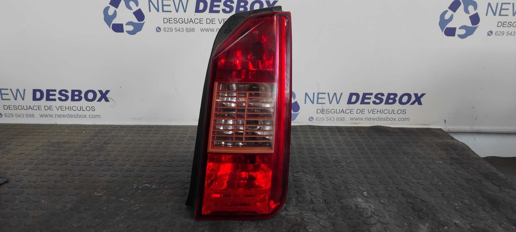 Recambio de PILOTO TRASERO DERECHO para FIAT IDEA (135) 1.3 JTD CAT 188A9000 referencia OEM IAM 46829508 - AZUL