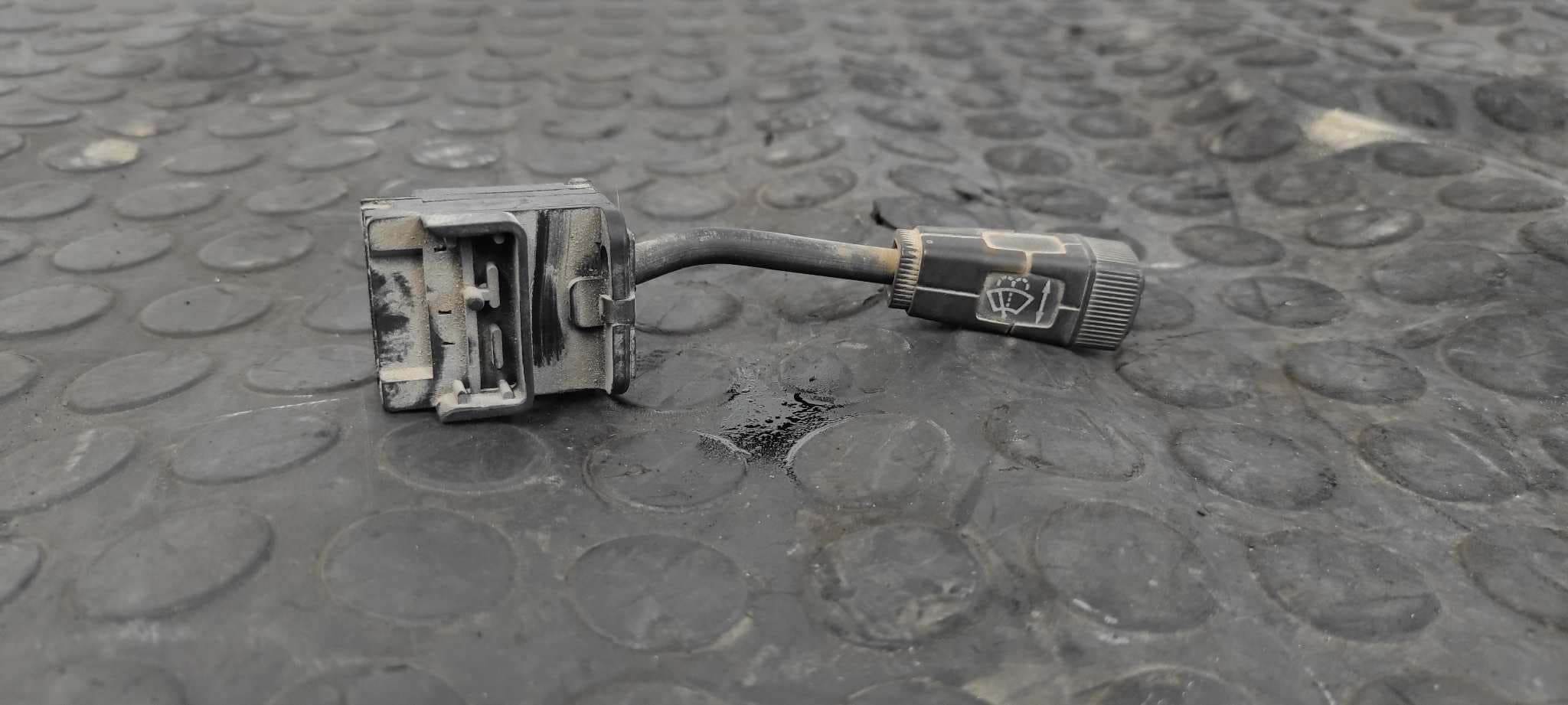 Recambio de MANDO LIMPIA para RENAULT 4 BERLINA/FAMILIAR/FURGONETA 1.1 688711 referencia OEM IAM - BLANCO