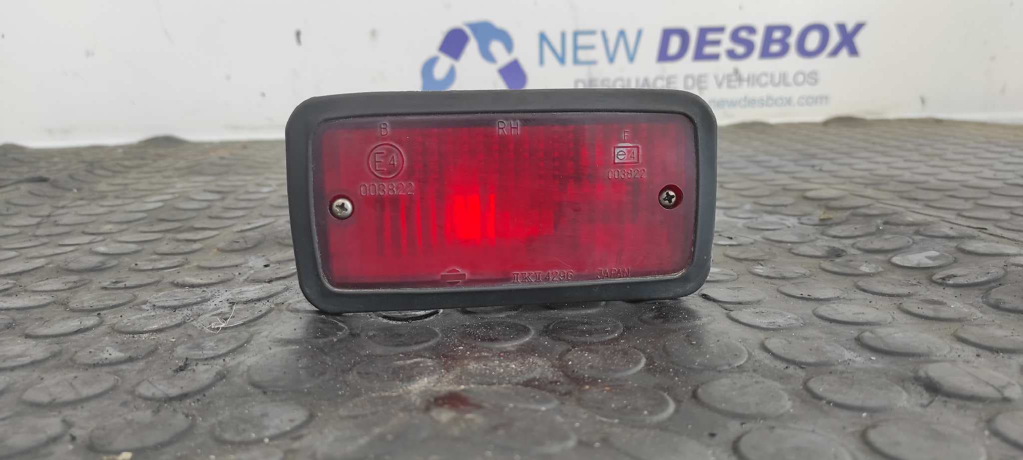Recambio de FARO ANTINIEBLA TRASERO DERECHO para NISSAN PATROL (K/W160) referencia OEM IAM IKI 4296