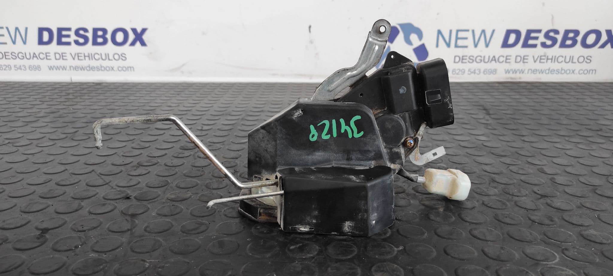 Recambio de CERRADURA MALETERO / PORTON para TOYOTA RAV 4 (A2) 1ZZ-FE referencia OEM IAM AISIN - BLANCO