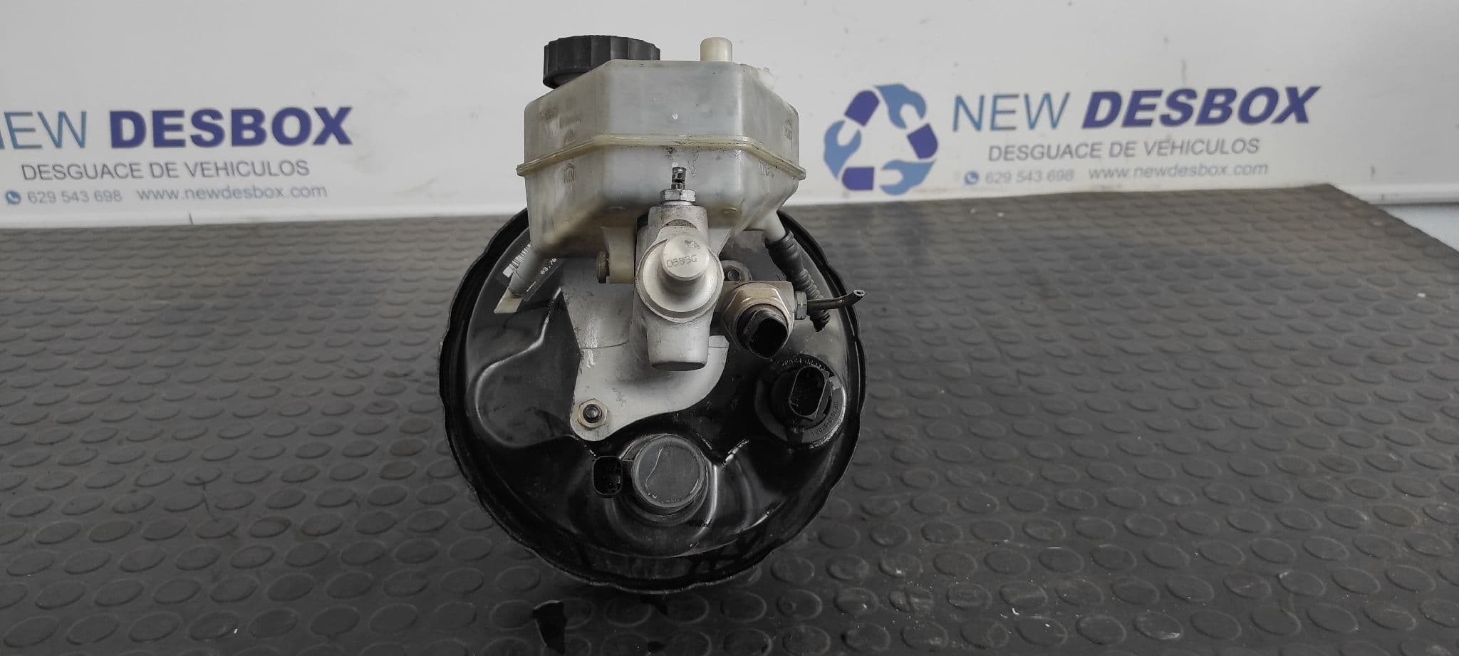 Recambio de SERVOFRENO para MERCEDES-BENZ CLASE C (W203) BERLINA OM611962 referencia OEM IAM A0054304730 - GRIS