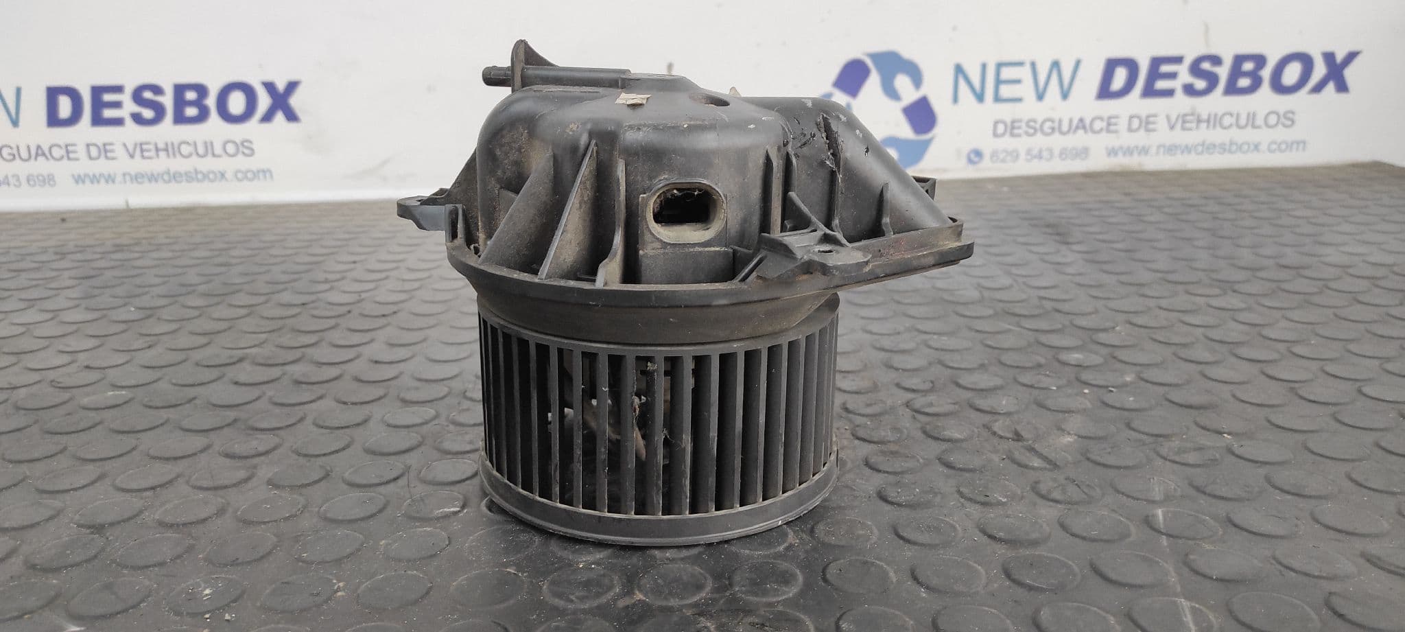 Recambio de MOTOR CALEFACCION para CITROEN BERLINGO RHY referencia OEM IAM N030840S - GRIS