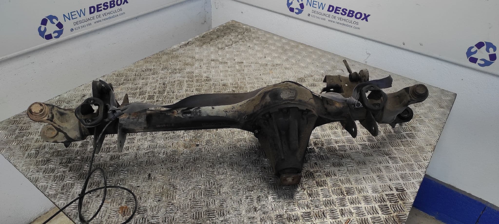 Recambio de PUENTE DELANTERO para LAND ROVER DISCOVERY (LT) 10DP referencia OEM IAM HRC1124 - VERDE