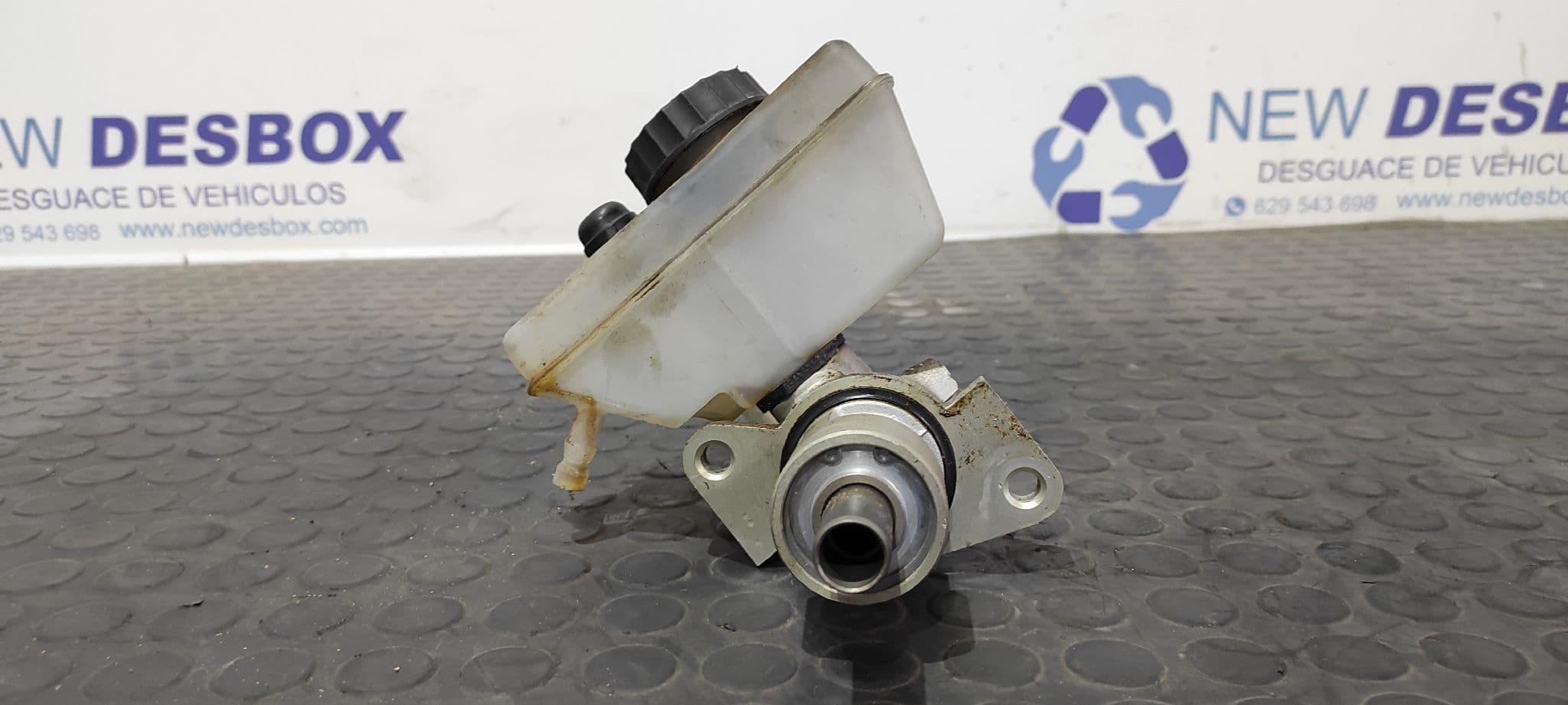 Recambio de BOMBA FRENO para MERCEDES-BENZ CLASE SL (W129) 300 (129.061) 104981 referencia OEM IAM 0024310402 - GRIS