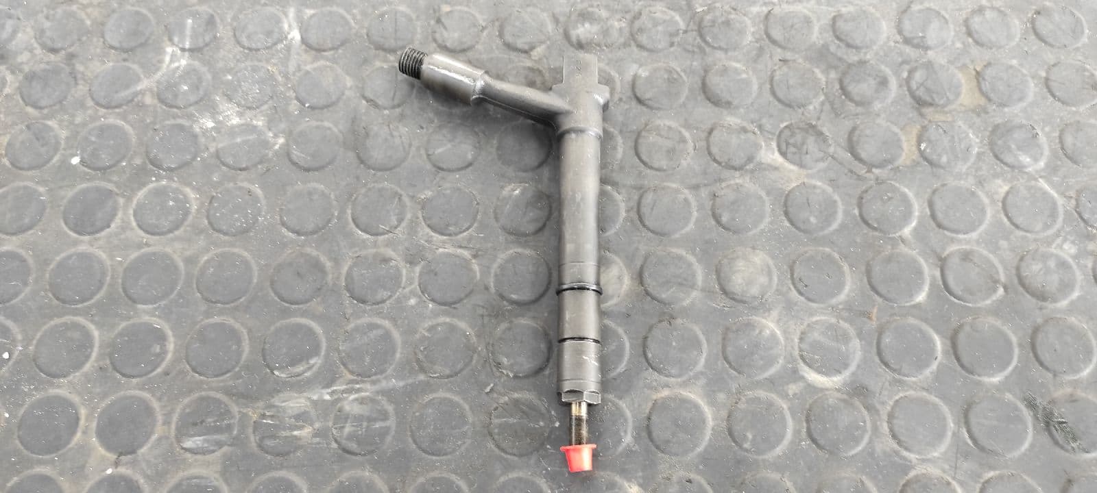Recambio de INYECTOR para OPEL MERIVA Y17DT referencia OEM IAM TJBB01901D - BLANCO