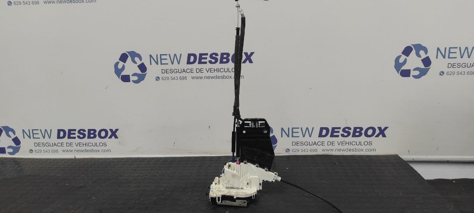 Recambio de CERRADURA PUERTA TRASERA DERECHA para JEEP COMPASS II 55260384 referencia OEM IAM P04589914AE - GRANATE
