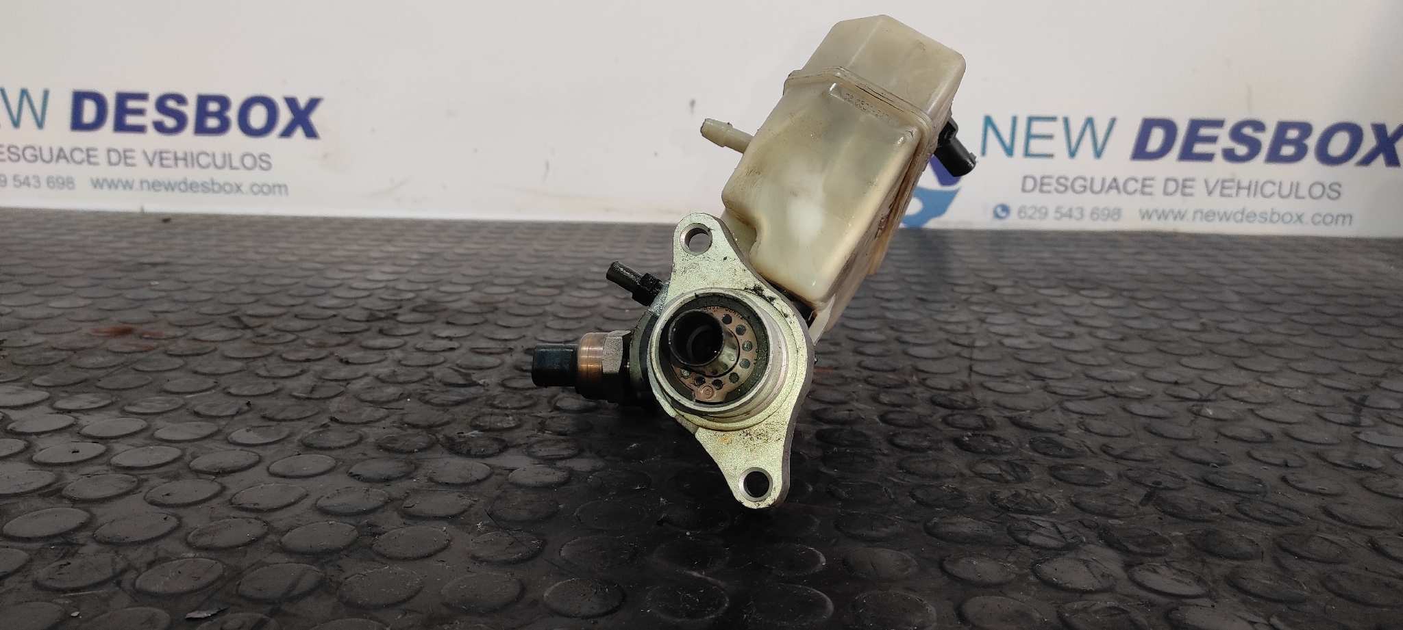 Recambio de BOMBA FRENO para BMW SERIE 3 BERLINA (E46) M47D20 referencia OEM IAM 03350884781 - GRIS