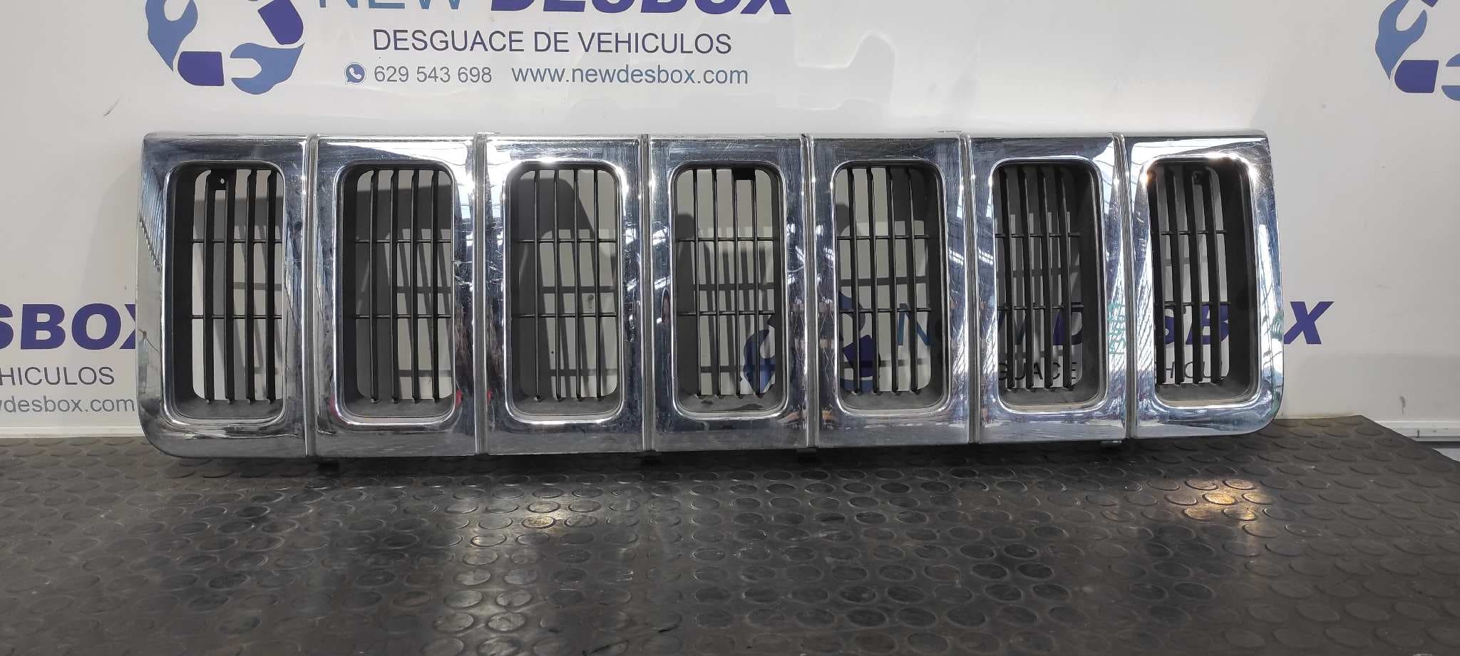 Recambio de REJILLA DELANTERA para JEEP GR.CHEROKEE (ZJ)/(Z) VM referencia OEM IAM 55055059 - MARRON