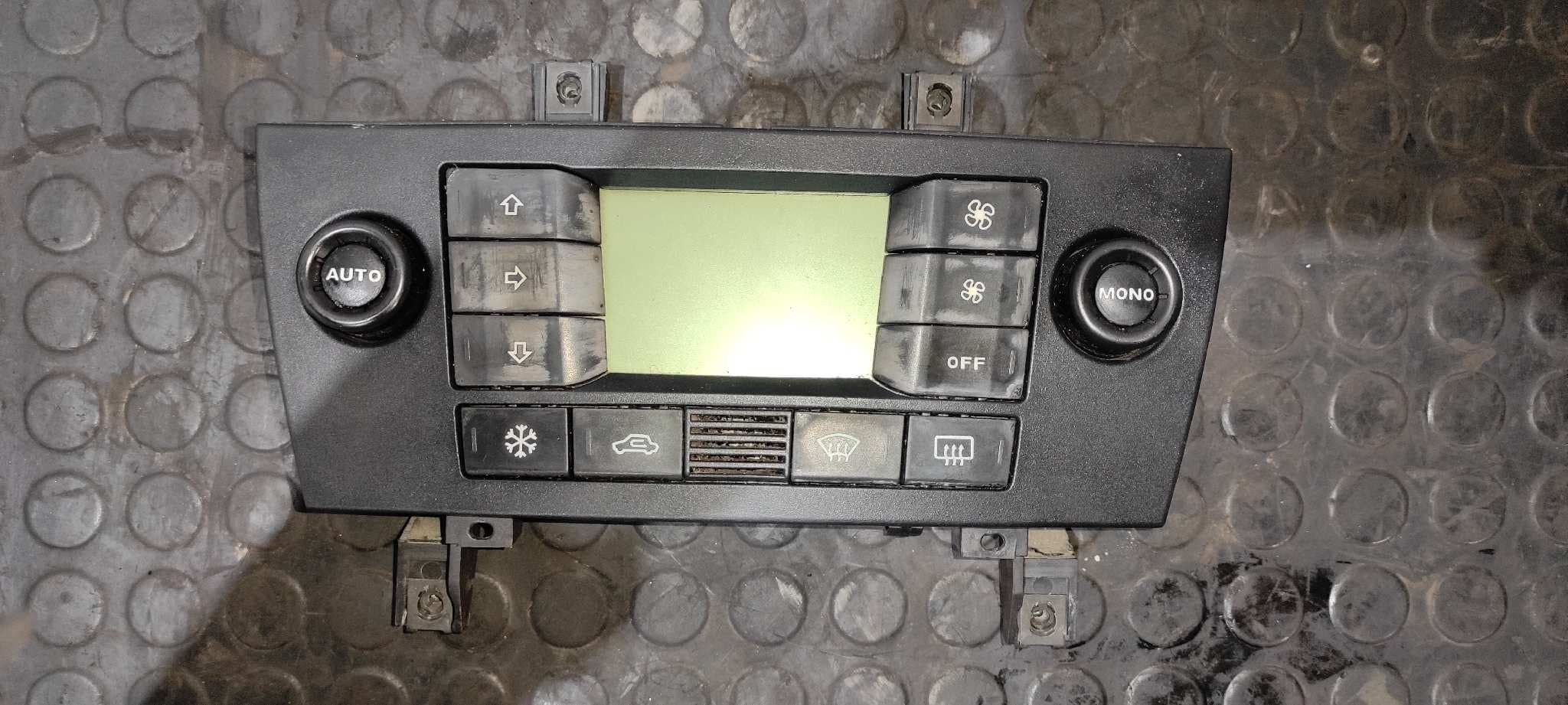 Recambio de MANDO CLIMATIZADOR para FIAT STILO (192) 192A1000 referencia OEM IAM 735319257 - BLANCO