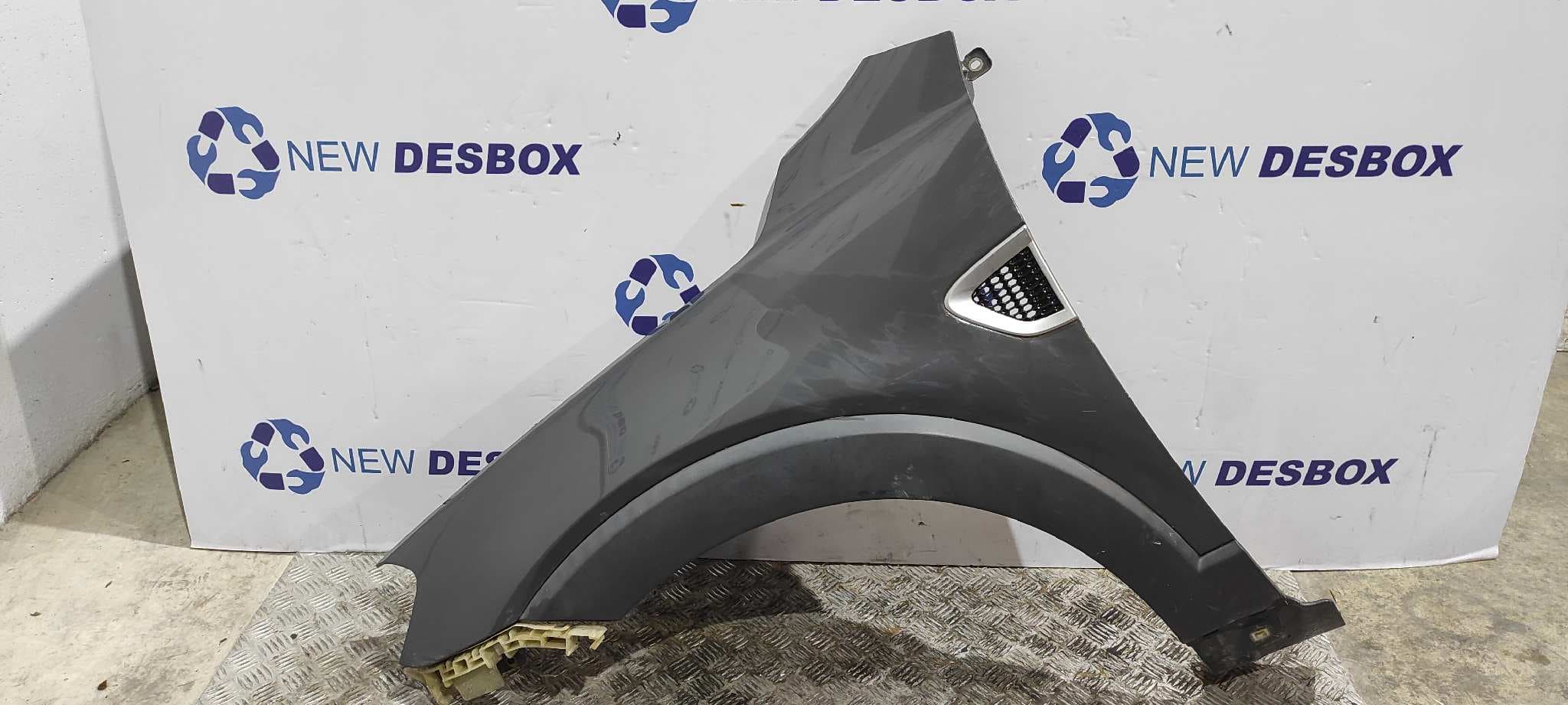Recambio de ALETA DELANTERA IZQUIERDA para CHEVROLET CAPTIVA Z20S referencia OEM IAM 96624392 - NEGRO