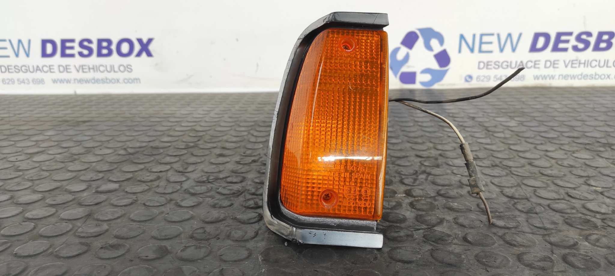 Recambio de PILOTO DELANTERO DERECHO para RENAULT 14 1.4 G 129 EXP referencia OEM IAM CIBIE 6076L - BLANCO