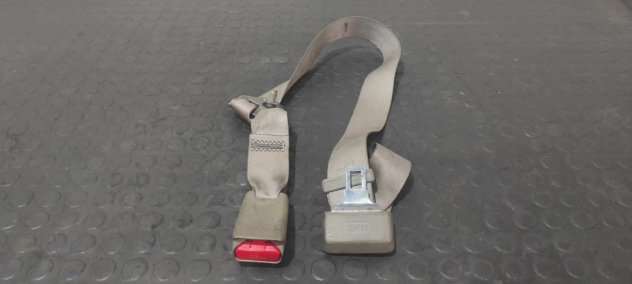 Recambio de CINTURON DELANTERO DERECHO para NISSAN CABSTAR YD25 EURO 4 referencia OEM IAM TKAH0EG419 - BLANCO