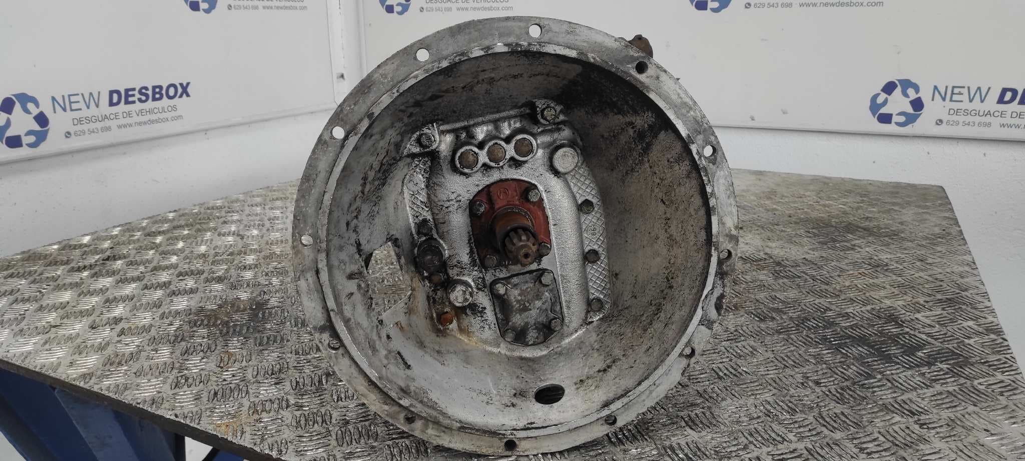 Recambio de CAJA CAMBIOS para NISSAN TRADE 2.8 A428 referencia OEM IAM M525A